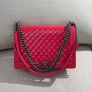 CHANEL Pink Patent Leather Boy Flap Bag SHW Large